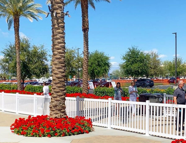 Traditional Vinyl Event Fence